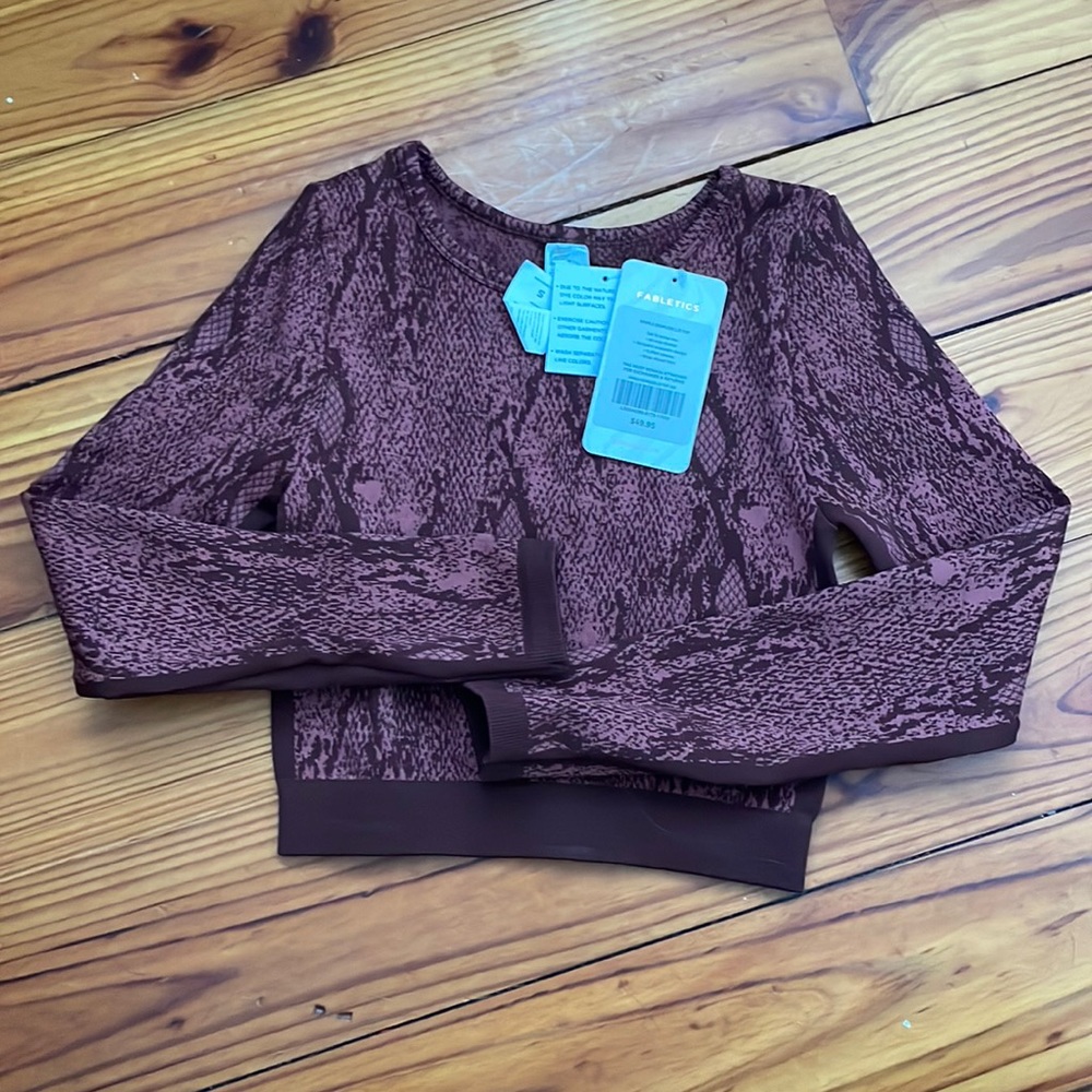 Fabletics long sleeve crop- S